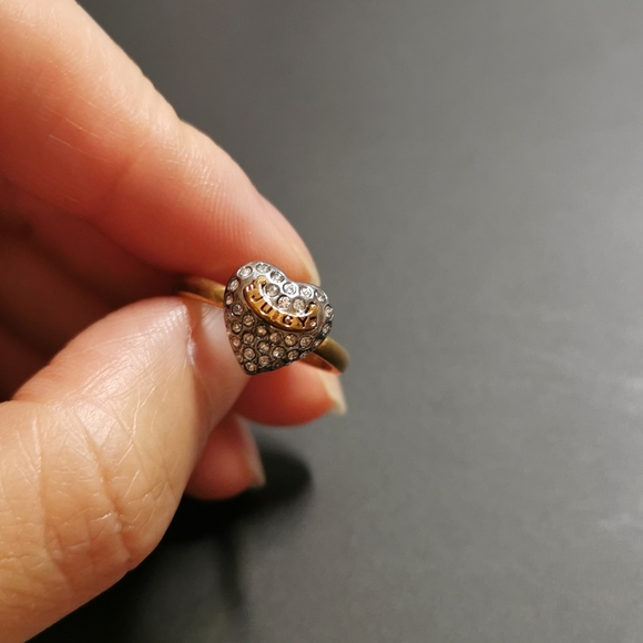 Juicy Couture Ring - Picture 2 of 3